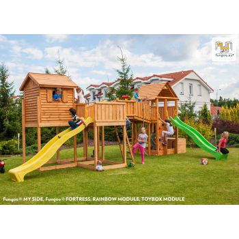 Grande aire de jeux Sized Plaza multiactivités en bois de chez Fungoo